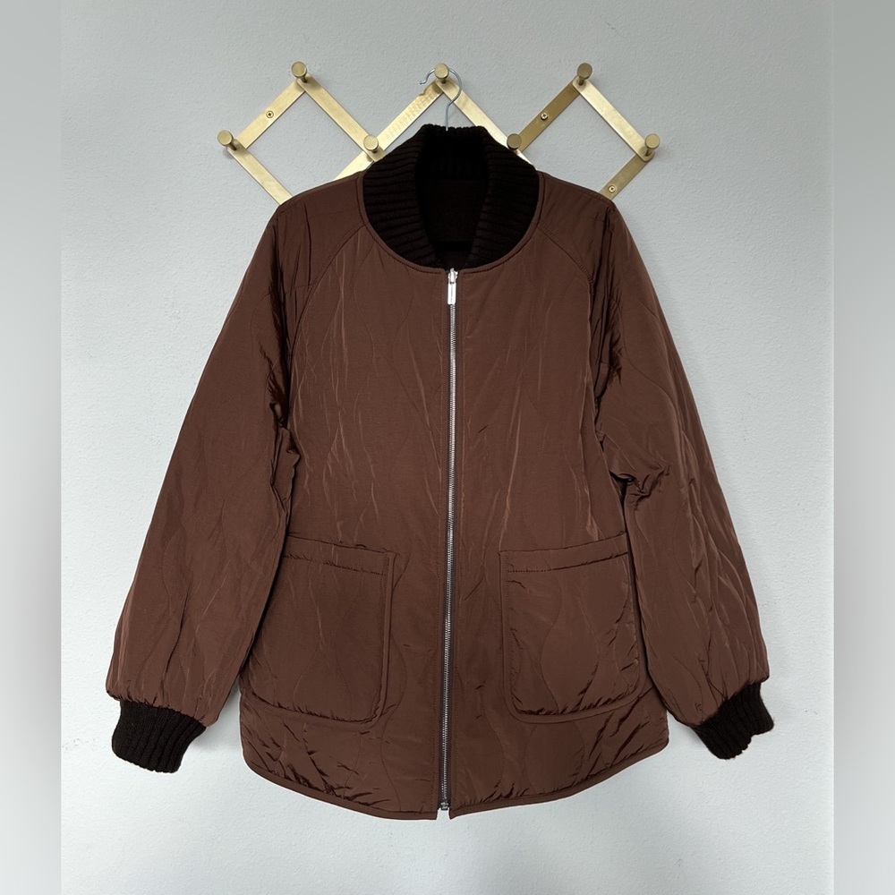 Varley Reno Reversible Quilt Jacket - Picture 10 of 12